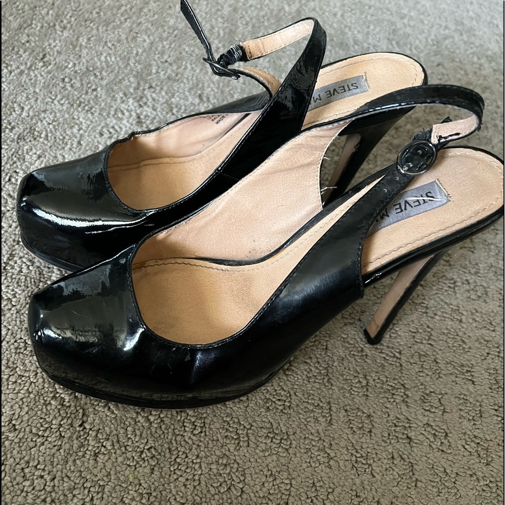 Steve Madden Patent leather sling back heels circa 2011'